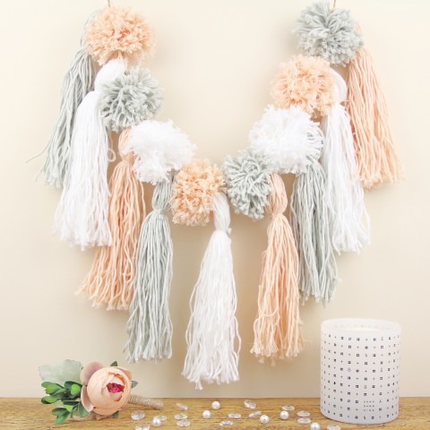 Yarn Garland – Neutral
